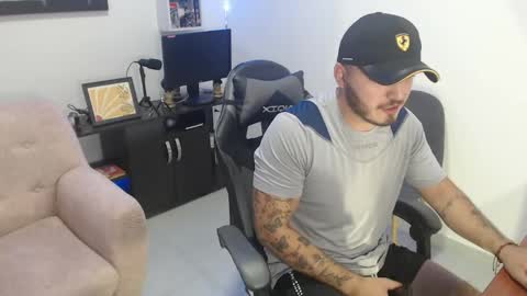 Snapshot of thiago_420 chatting on 05.21.26 thiago_420 online show from 05.21.26