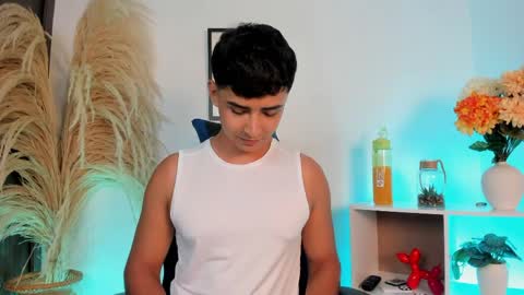 Snapshot of thiago_connor21 chatting on 05.23.26 Thiago online show from 05.23.26