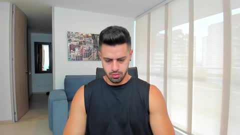 Snapshot of thiago_driussi chatting on 02.16.25 thiago_driussi online show from 02.16.25