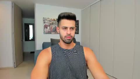 Snapshot of thiago_driussi chatting on 02.24.25 thiago_driussi online show from 02.24.25