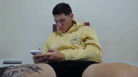 Snapshot of thiago_hot_boy chatting on 01.30.25 Thiago independent model online show from 01.30.25