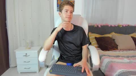 Manuel online show from 11.22.25