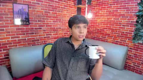 Snapshot of thiago_kozak chatting on 04.28.26 thiago online show from 04.28.26