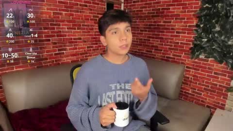 Snapshot of thiago_kozak chatting on 05.19.26 thiago online show from 05.19.26