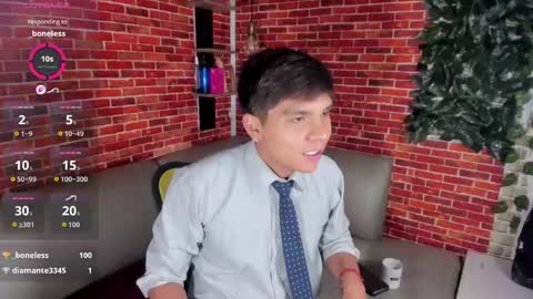 Snapshot of thiago_kozak chatting on 05.20.26 thiago online show from 05.20.26