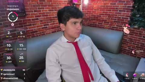 Snapshot of thiago_kozak chatting on 05.29.26 thiago online show from 05.29.26