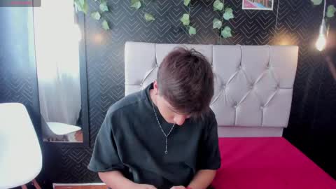 Snapshot of thiago_kozak chatting on 05.30.26 thiago online show from 05.30.26