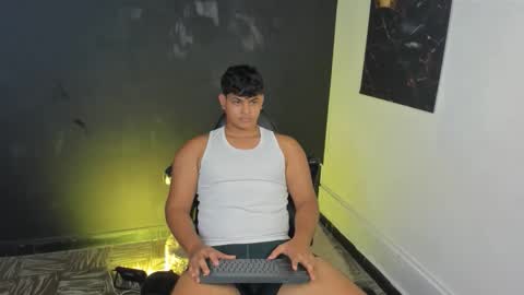 Snapshot of thiago_vibes212 chatting on 02.16.26 thiago_vibes212 online show from 02.16.26