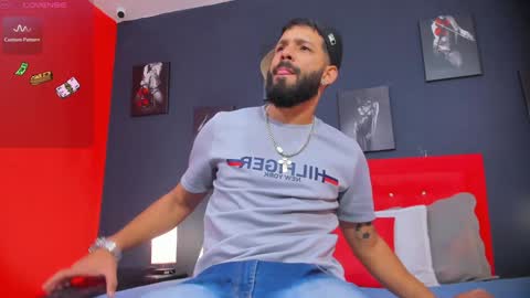 Snapshot of thiagomez17 chatting on 12.09.24 Thia Gomez online show from 12.09.24