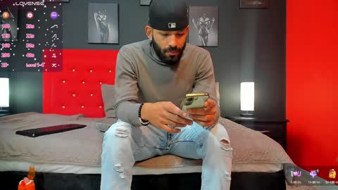 Snapshot of thiagomez17 chatting on 01.09.25 Thia Gomez online show from 01.09.25