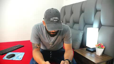 Thia Gomez online show from 04.06.26