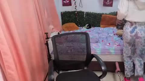 Snapshot of thiana_horny chatting on 07.06.26 thiana_horny online show from 07.06.26