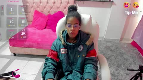 thianahorny online show from 12.17.25