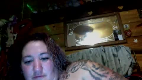 Snapshot of thickandjuicy7612 chatting on 12.19.24 thickandjuicy7612 online show from 12.19.24