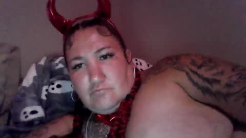 Snapshot of thickandjuicy7612 chatting on 10.01.25 thickandjuicy7612 online show from 10.01.25