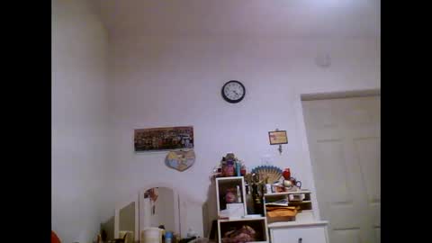 thickassazn93 online show from 12.17.24