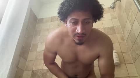 Snapshot of thickcurv chatting on 03.22.26 thickcurv online show from 03.22.26