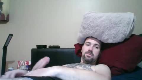 Snapshot of thickdickbadboy chatting on 12.23.25 thickdickbadboy online show from 12.23.25