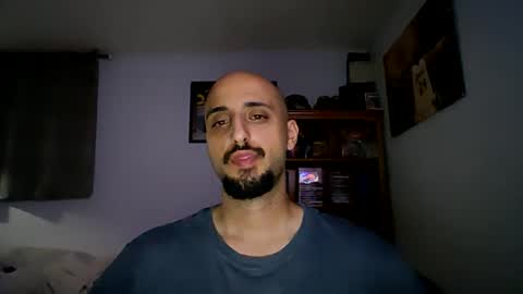 Snapshot of thickdickeddom chatting on 09.18.25 ThickDickedDom online show from 09.18.25