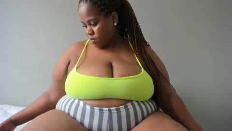 thickleeyanax online show from 03.07.25