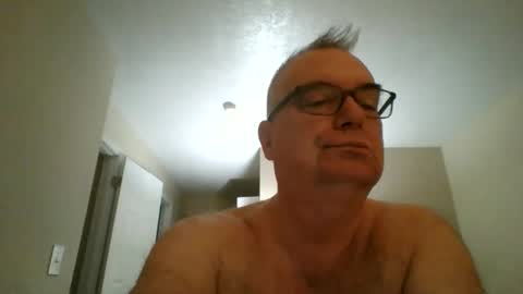 Snapshot of thickwhiteload chatting on 03.23.26 thickwhiteload online show from 03.23.26