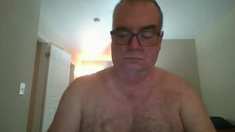 Snapshot of thickwhiteload chatting on 04.09.26 thickwhiteload online show from 04.09.26