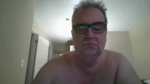 Snapshot of thickwhiteload chatting on 04.28.26 thickwhiteload online show from 04.28.26
