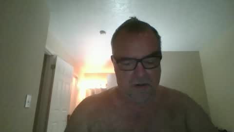 Snapshot of thickwhiteload chatting on 04.29.26 thickwhiteload online show from 04.29.26