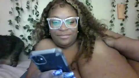 Snapshot of thickybreast chatting on 02.24.26 AlleyWhoo online show from 02.24.26