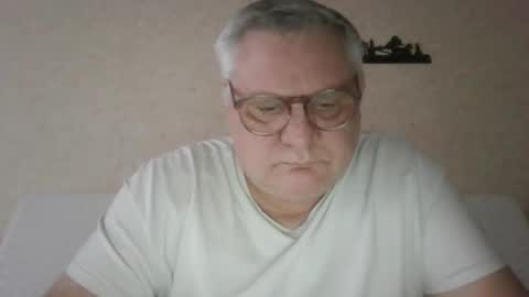 Snapshot of thierrysymp chatting on 02.17.26 Thierrysymp online show from 02.17.26