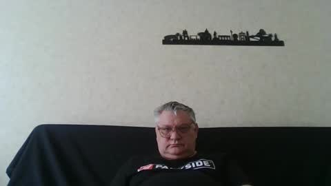 Snapshot of thierrysymp chatting on 02.20.26 Thierrysymp online show from 02.20.26