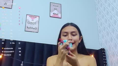 Snapshot of thin_eva chatting on 02.17.25 Eva online show from 02.17.25