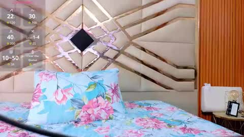 Snapshot of thin_eva chatting on 02.16.26 Eva online show from 02.16.26