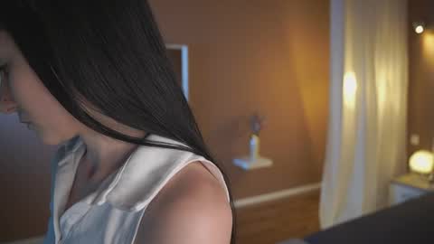 Snapshot of this_is_lilly chatting on 04.06.26 Lilly online show from 04.06.26