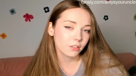 Snapshot of thisisamelia chatting on 04.27.26 Amelia shows on mondays fridays and sundays if anything changes im giving updates on my fansly online show from 04.27.26