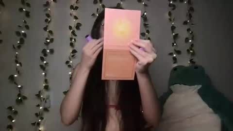 Snapshot of thistlefernsby chatting on 11.17.25 thistlefernsby online show from 11.17.25