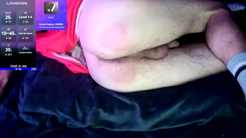 Snapshot of thom610 chatting on 02.14.26 ThomaSan online show from 02.14.26