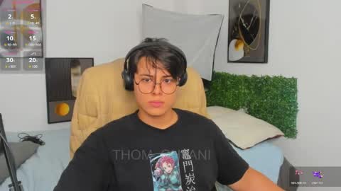 Snapshot of thom_ohtani chatting on 05.12.26 thom_ohtani online show from 05.12.26