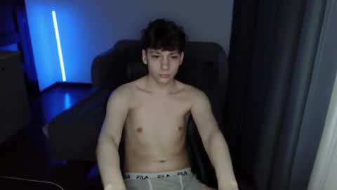 Snapshot of thomas617826 chatting on 03.06.25 Thomas Hill online show from 03.06.25