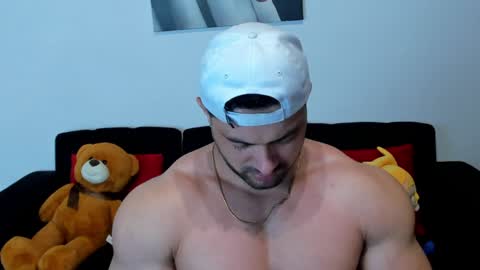 Snapshot of thomas_brandon chatting on 02.03.25 Thomas Brandon online show from 02.03.25