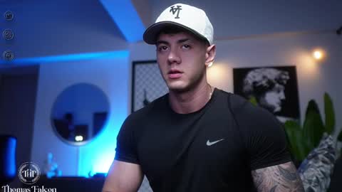 Snapshot of thomas_falcon1 chatting on 02.13.25 Thomas Falcon online show from 02.13.25