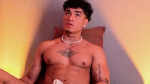 Thomas 3  JUST STAY AND BE MY LAST LOVE online show from 12.08.24