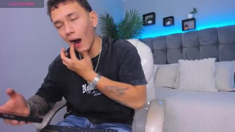 Thomas online show from 02.12.26