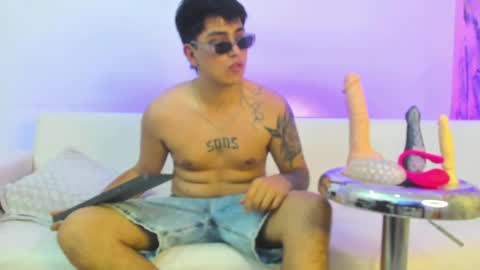 Snapshot of thomas_thundr chatting on 04.14.26 Thomas and Faon online show from 04.14.26