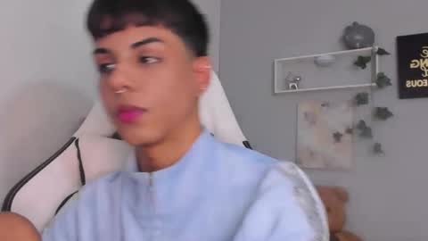 Thomas online show from 11.15.25