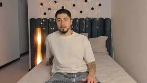 sweetfit boy online show from 12.03.25