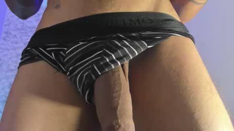 Snapshot of thomass_conor chatting on 10.17.25 thomass_conor online show from 10.17.25