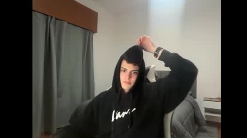 Snapshot of thomassex0 chatting on 06.15.26 Thomas online show from 06.15.26