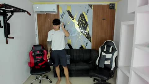 thomson_hot01 online show from 04.11.26