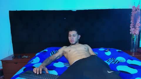 Thonixxx mr online show from 03.07.26